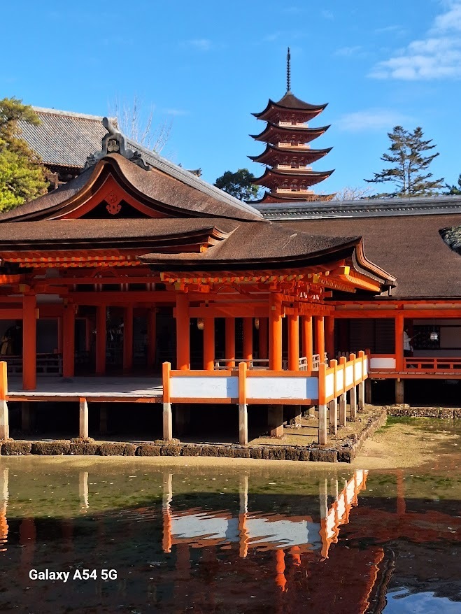 広島宮島の厳島神社と弥山の三鬼大権現: 歴史文化の旅